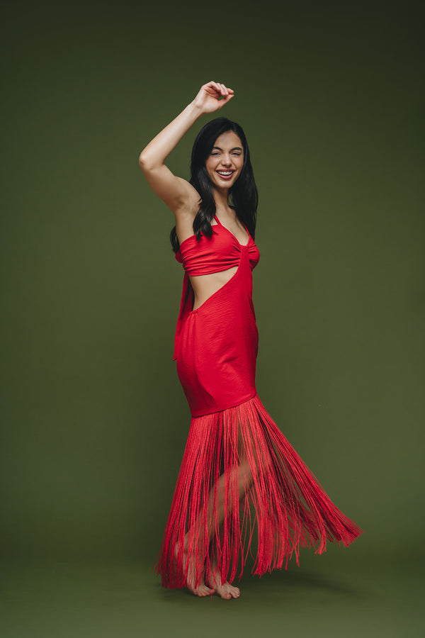 Vestido cut out rojo con flecos