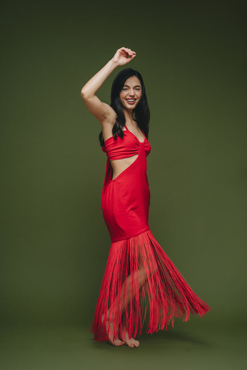 Vestido cut out rojo con flecos