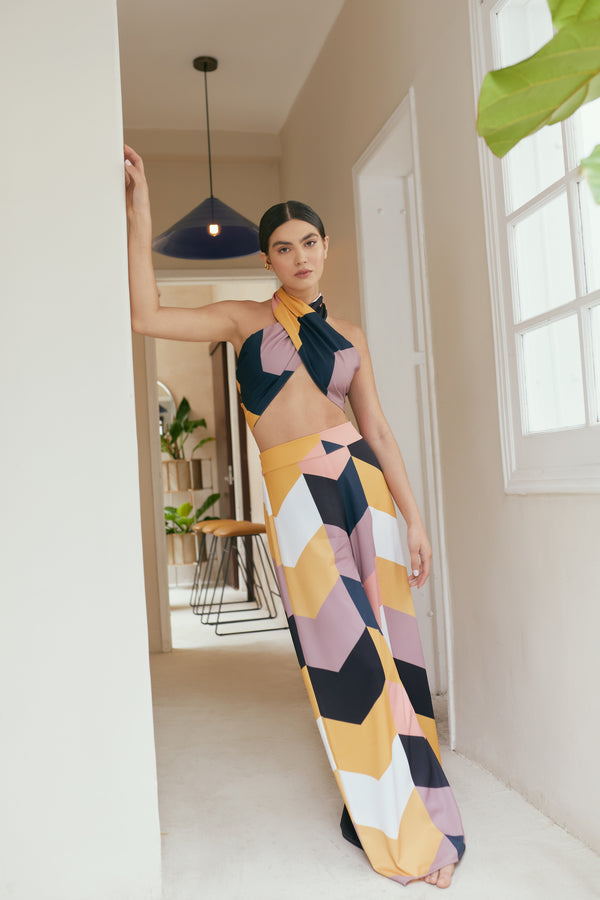 Triangule Top